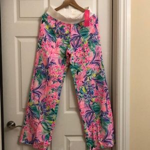 Lilly Pulitzer pants size s. Beach pants. Flowers. Linen.